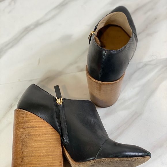 Chloe Ankle Booties w Chunky Heel - Picture 3 of 9